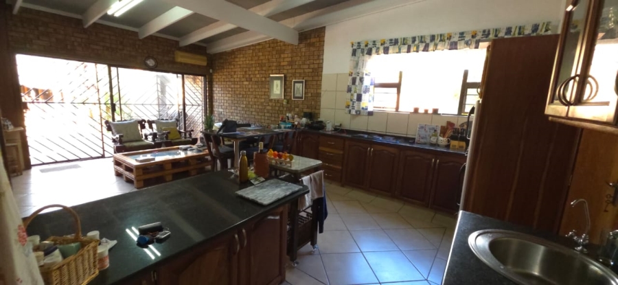 7 Bedroom Property for Sale in Wilkoppies North West
